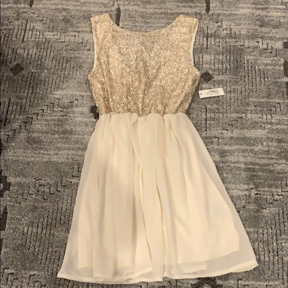 NEVER WORN Charming Charlie Sequin Dress